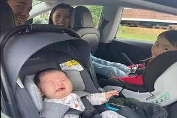 உலகின் முதல் டெஸ்லா குழந்தை