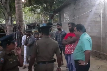 யாழில் பிள்ளைகள் கண் முன்னே தந்தை செய்த விபரீத செயல் ; துயரில் கதறும் குடும்பம்