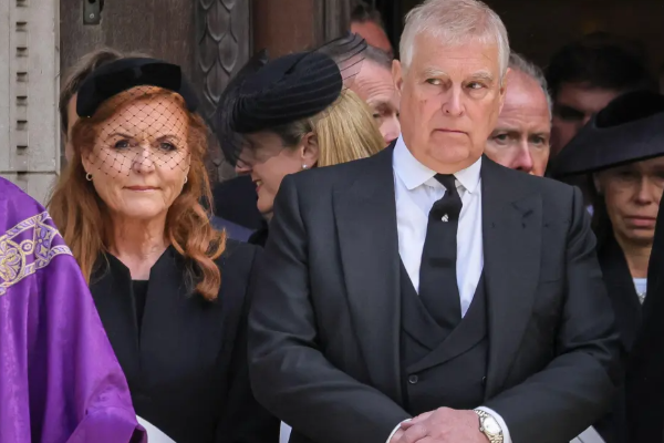 சர்ச்சைக்குரிய எப்ஸ்டீன் கோப்புக்கள்! கைதான முன்னாள் இளவரசர் ஆண்ட்ரூ தொடர்பில் மன்னர் சார்ள்ஸின் அறிவிப்பு | Ex Prince Andrew Arrested