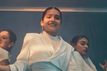 விபத்தில் சிக்கிய 'கட்சி சேர' பாடல் நடிகை.. காயத்துடன் வெளியிட்ட போட்டோ