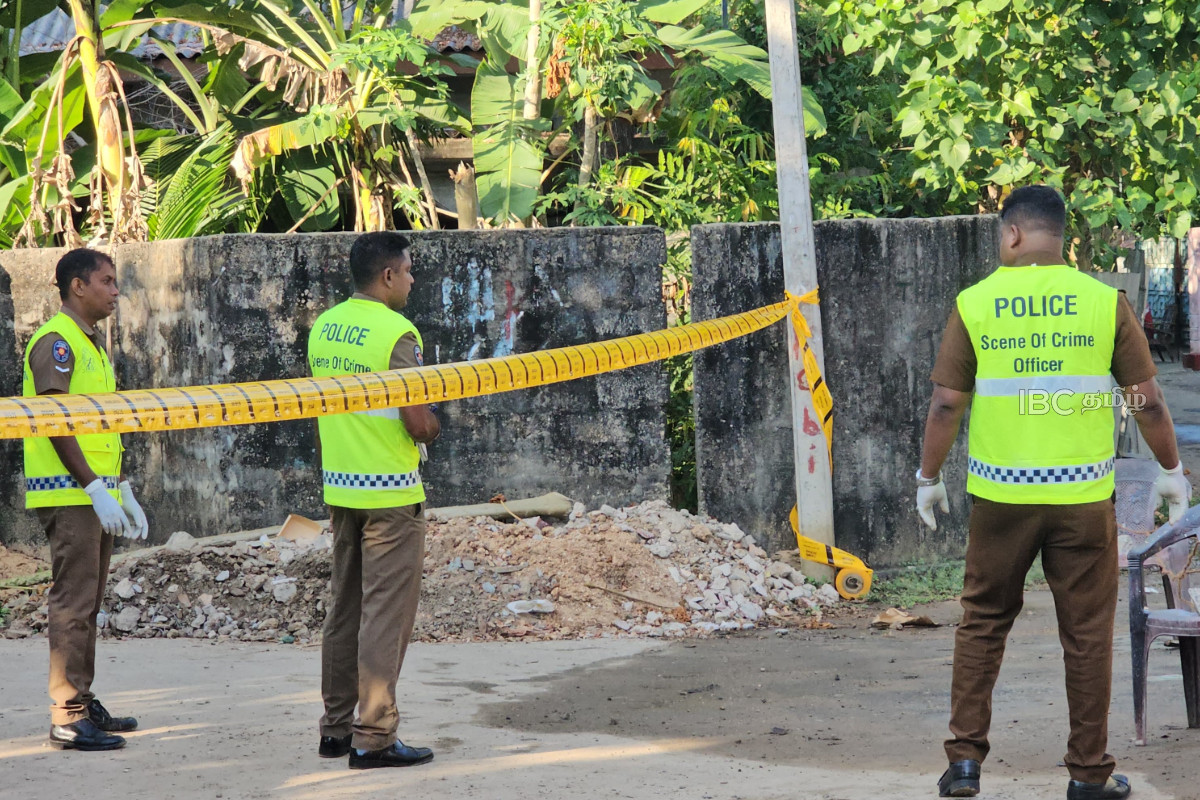 யாழில் அரங்கேறிய கொடூரம்: இளைஞன் அடித்துப் படுகொலை - இருவர் படுகாயம் | Youth Beaten To Death In Jaffna