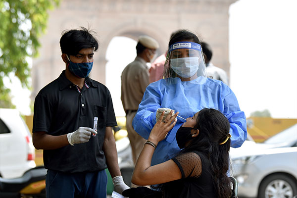 இந்தியாவில் சற்று குறைந்தது கொரோனா தொற்று..! - தமிழ்நாடு