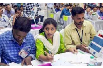 வாக்கு எண்ணும் அலுவலர்கள் திடீர் போராட்டத்தால் பரபரப்பு