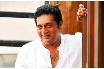 தெரிந்து செய்தாலும் இல்லைனாலும் தவறு தவறு தான்.. மன்னிப்பு கேட்ட பிரகாஷ் ராஜ்!