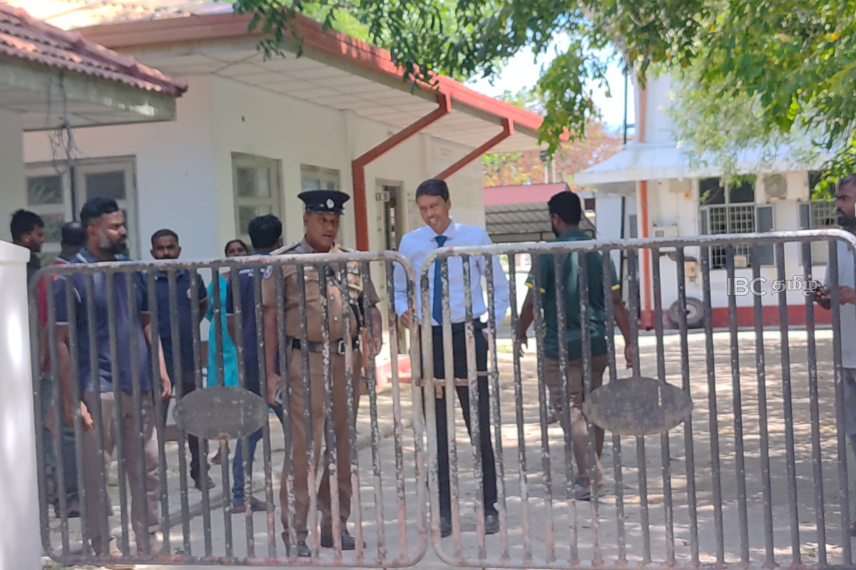 யாழ். நெடுந்தீவில் வெடித்த மாபெரும் மக்கள் போராட்டம் | Massive Public Protest In Delft Island Jaffna