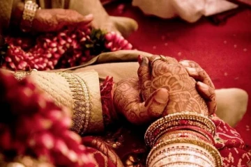 திருமண மேடையில் மணப்பெண்ணுக்கு நடந்தேறிய கொடூரம் ; சம்பவம் செய்த முன்னாள் காதலன்