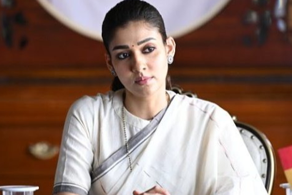 குழந்தை பெற்றுக்கொள்ள மருத்துவர் கட்டுப்பாட்டில் நடிகை நயன் தாரா... குண்டைத் தூக்கிப்போட்ட பயில்வான் | Bayilvan Shocking Information About Nayanthara