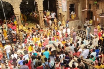 நாக்கை அறுத்து அம்மனுக்கு பலி கொடுத்த நபர் - ஓர் அதிர்ச்சி சம்பவம்!