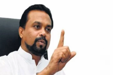 ஒரு பாடசாலை சீருடை மட்டுமே என்னிடம் இருந்தது-விமல் வீரவங்ச