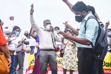 பணிப்புறக்கணிப்பில் ஈடுபட தயாராகும் ஆசிரியர்கள்