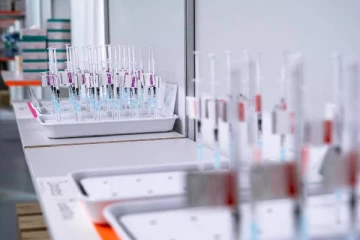 நான்காவது தடுப்பூசிக்கு தயாராகும் சுவிட்சர்லாந்து? நிபுணர்கள் கோரிக்கை