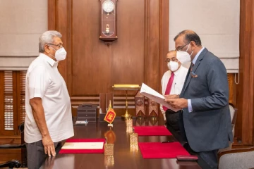 சட்டமா அதிபர் சஞ்சய் ராஜரத்னதிற்கு பௌத்த தேரர் உபதேசம்