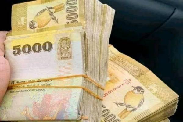 சோதனை என்ற பெயரில் வீட்டில் கொள்ளையடித்த கும்பல் சிக்கியது | Looting Homes Under The Pretense Of A Test