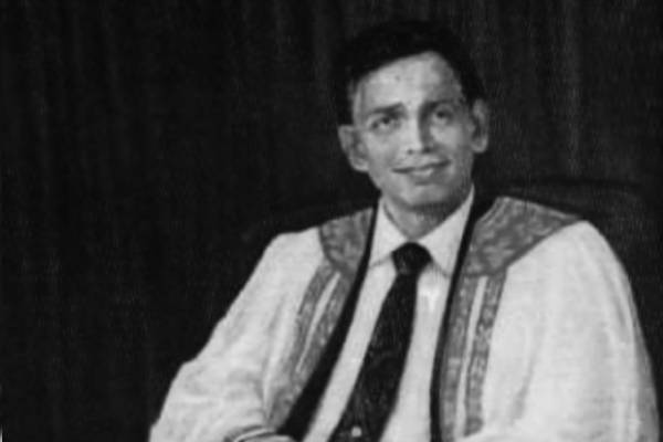 யாழ்.பல்கலையின் முன்னாள் துணைவேந்தர் துரைராஜாவின் உருவச் சிலை நிறுவ தீர்மானம் | Statue Former Jaffna University Vc Durairaja Built