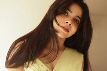 நடிகை திவ்ய பாரதி சேலையில் எடுத்த க்யூட் புகைப்படங்கள்..