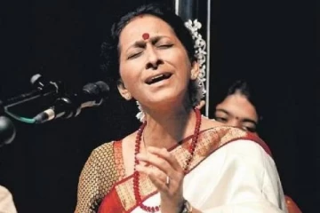 மூளையில் ரத்த கசிவு ஏற்பட்டு ICUவில் இருக்கும் பாடகி பாம்பே ஜெயஸ்ரீயின் தற்போதைய நிலை என்ன?