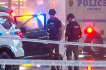 அமெரிக்காவின் மர்ம நபர் ஒருவரால் துப்பாக்கி சூடு ; மூவர் காயம்