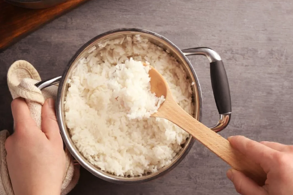 பழைய சோற்றில் இருக்கும் எராளமான சத்து - ஆனால் எப்படி சாப்பிட்டால் நன்மை? | Benefits Of Old Rice Right Way To Eat பழைய சோற்றில் இருக்கும் எராளமான சத்து - ஆனால் எப்படி சாப்பிட்டால் நன்மை? | Benefits Of Old Rice Right Way To Eat