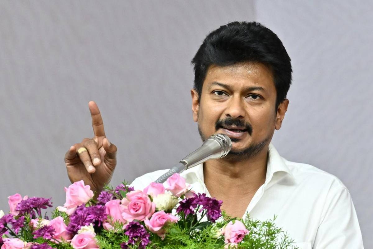 காற்றில் பறக்கும் தமிழ்நாட்டின் சட்டம் ஒழுங்கு - உதயநிதி ஸ்டாலின் விமர்சனம் | Udhayanidhi Slams Cm Vijay For Law And Order காற்றில் பறக்கும் தமிழ்நாட்டின் சட்டம் ஒழுங்கு - உதயநிதி ஸ்டாலின் விமர்சனம் | Udhayanidhi Slams Cm Vijay For Law And Order