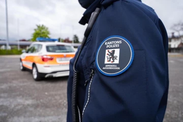 இளைஞர்கள் மூர்க்கத்தனம்... சுய நினைவை இழந்த சுவிஸ் முதியவர்