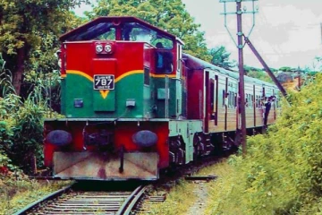 கண்டிக்கான விசேட ரயில் சேவை இடைநிறுத்தம்