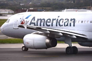 விமானத்தினுள் திடீரென்று பரவிய வாசனை... வலுக்கட்டாயமாக கறுப்பினப் பயணிகளை வெளியேற்றிய ஊழியர்கள்