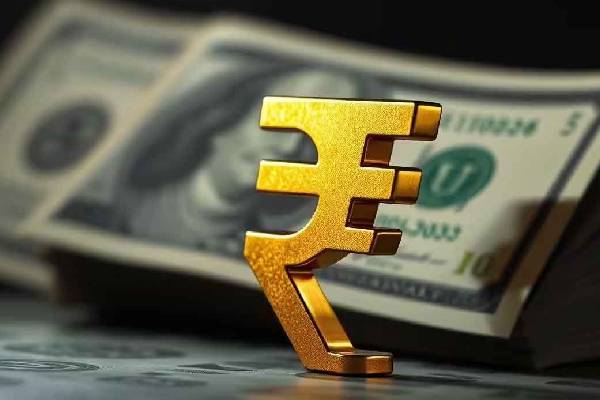 தொடர்ந்து சரியும் இந்தியப் பணமதிப்பு... வெளிவரும் விரிவான பின்னணி | Rupee Falls 11 Paise