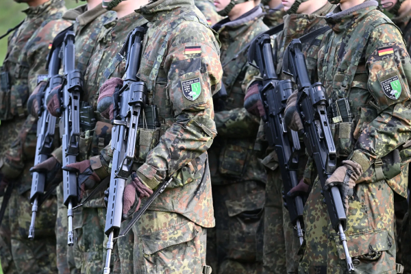 நேட்டோவை அச்சுறுத்தும் ரஷ்யா: போருக்கு முன்னாயத்தமாகும் ஜெர்மனி | Compulsory Military Service Program In Germany நேட்டோவை அச்சுறுத்தும் ரஷ்யா: போருக்கு முன்னாயத்தமாகும் ஜெர்மனி | Compulsory Military Service Program In Germany