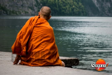 මුන් මිනිස්සුද මන්ත්‍රීවරයෙක් විහාරාධිපති හිමිව අල්ලන් හොදටම ගහලා