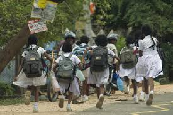 வடக்கில் நாளை பாடசாலை செயற்பாடு :ஆளுநர் அலுவலகம் வெளியிட்ட அறிவிப்பு | Schoolsnorth Will Operate As Usual Tomorrow