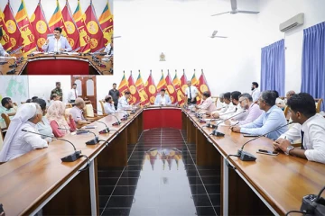 கிழக்கு மாகாணத் தனியார் வைத்தியசாலைகளின் பிரதிநிதிகளுடன் ஆளுநர் கலந்துரையாடல் (Photos)