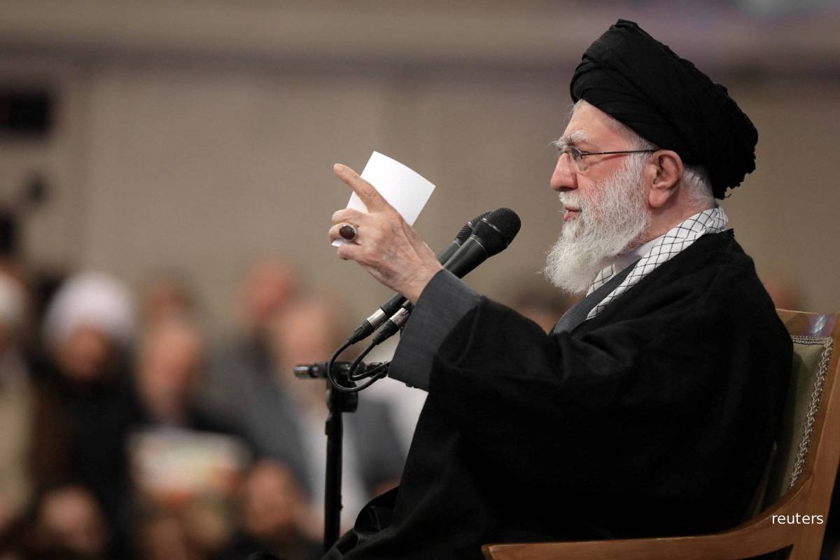 கொல்லப்பட்டதாக இஸ்ரேலும் அமெரிக்காவும்... கவனம் ஈர்க்கும் அலி காமெனியின் புதிய பதிவு | Iran Ali Khamenei New Post கொல்லப்பட்டதாக இஸ்ரேலும் அமெரிக்காவும்... கவனம் ஈர்க்கும் அலி காமெனியின் புதிய பதிவு | Iran Ali Khamenei New Post