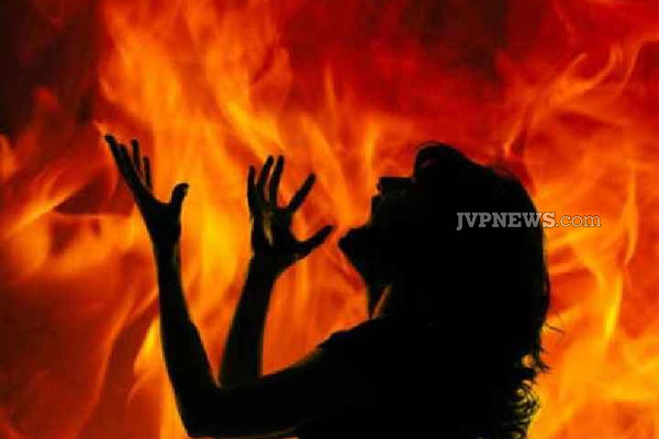 யாழில் மகள் மூட்டிய தீயில் தாய் பலி | Jaffna Mother Died In Fire Started By Her Daughter