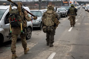 புடினிடம் கெஞ்சும் ரஷ்ய கடற்படையினர்