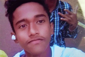 நண்பர்களுடன் நீராடிய மாணவனுக்கு நேர்ந்த துயரம்