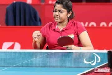 உன்னாலே முடியாதென்று  ஊரே சொல்லும் நம்பாதே  : பாராலிம்பிக்கில் பதக்கத்தை உறுதி செய்த பவினா!