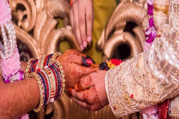 Astrology: தவறியும் இவர்களை திருமணம் செய்யாதீங்க.. நட்சத்திர பொருத்தம் சிக்கல்- உங்களுக்கு எப்படி? | Which Star Is Matching Important For Marriage