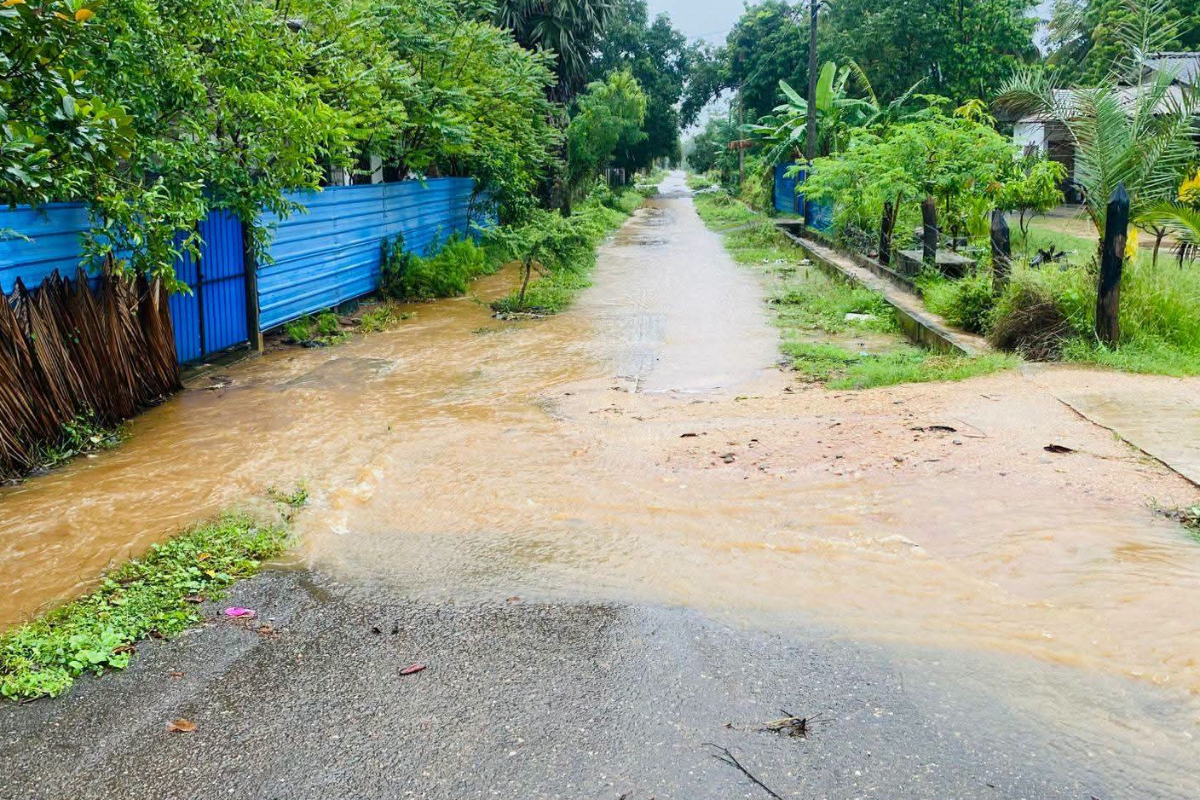 மழைக்காலங்களில் வெள்ளத்தால் பாதிக்கப்படும் முள்ளிப்பொத்தானை மக்கள் - அரசிடம் விடுத்த கோரிக்கை