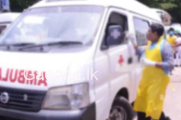 රතු එළි දල්වයි. - රාජ්‍ය හා පෞද්ගලික කර්මාන්ත ශාලා සෞඛ්‍ය අවදානමක.