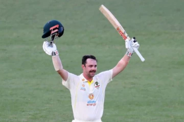 ‘’உள்ள வந்தா பவரடி , அண்ணன் யாரு தளபதி ‘’  சதம் விளாசிய டிராவிஸ் ஹெட் - இங்கிலாந்தை பார்சல் செய்யுமா ஆஸ்திரேலியா?