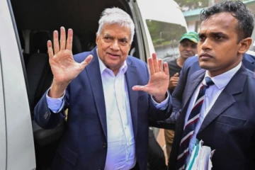 ரணிலுக்காக ஒன்று கூடிய எதிர்க்கட்சி அரசியல்வாதிகள்