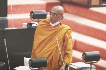 பதவி துறக்கமறுக்கும் தேரர்- எடுக்கப்படவுள்ள கடுமையான நடவடிக்கை!