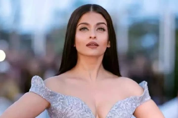 ஐஸ்வர்யா ராய் ஃபாலோ செய்யும் ஒரே நபர்.. விவாகரத்து கேள்விக்கு கிடைத்த பதில்