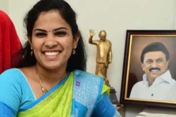 சொன்னதை சொல்லும் கிளிப்பிள்ளை - மேயரை சீண்டிய ஜெயக்குமார்!