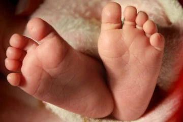 யாழில் மூச்சுத்திணறல் காரணமாக ஒன்றரை வயது குழந்தை பலி