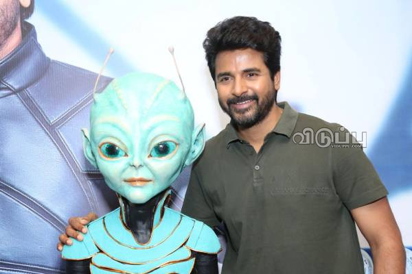 இமான் பிரச்சனையால் கோடிக்கணக்கில் நஷ்டம்!! தலையில் துண்டை போட்ட சிவகார்த்திகேயன்.. | Ayalaan Total Box Office Bismi Sivakarthikeyan