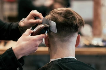 யாழில் சிகையலங்காரத்தால் பறிபோன மாணவன் உயிர்; கதறும் குடும்பம்