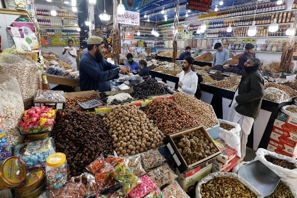பணவீக்கம் - இலங்கையை பின்னுக்கு தள்ளியது பாகிஸ்தான் | Inflation Pakistan Overtakes Sri Lanka