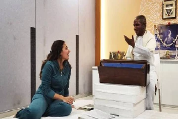 இளையராஜாவை ஐஸ்வர்யா ஏன் சந்தித்தார் தெரியுமா? - எல்லாத்துக்கும் தனுஷ் தான் காரணம்...!