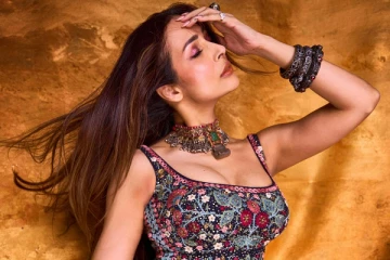 50 வயது நடிகையா இது.. மலைக்கா அரோராவின் கிளாமர் போட்டோஷூட்